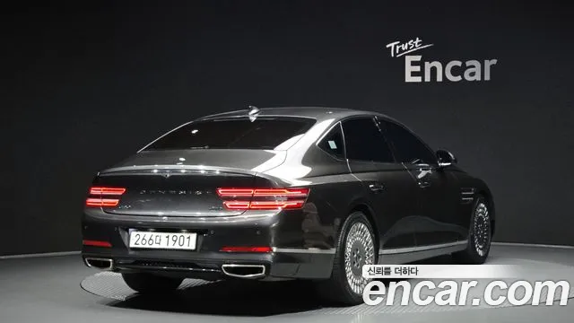 Genesis G80 Бензин 2.5 турбо AWD — Фото автомобиля 2