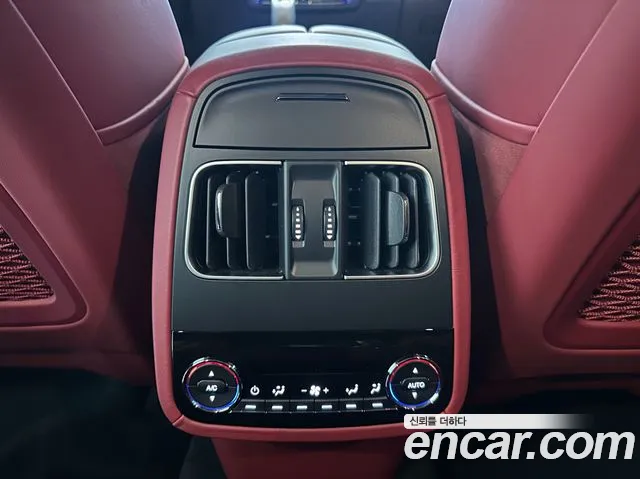Maserati Levante — Фото автомобиля 15