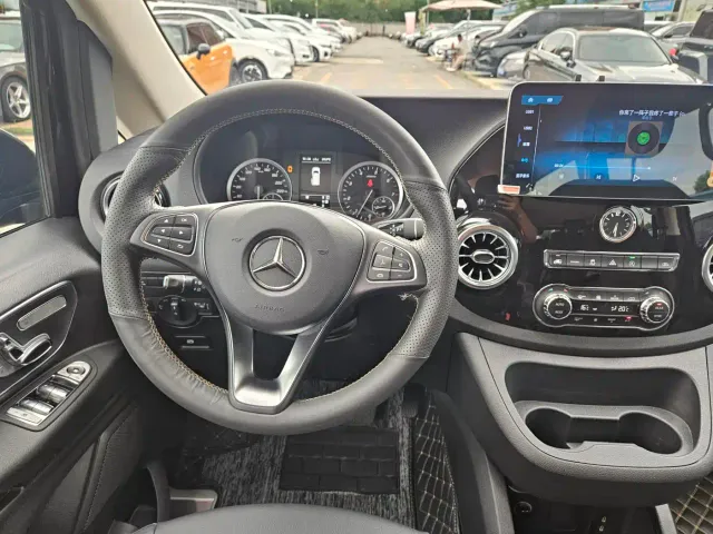 Mercedes-Benz Vito — Фото автомобиля 16