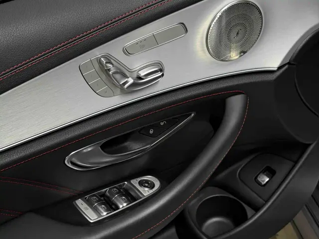 Mercedes-Benz E-Class AMG — Фото автомобиля 17