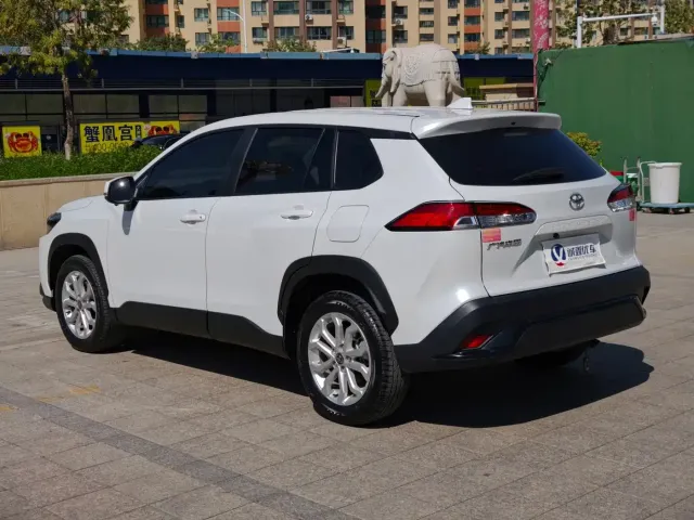 Toyota Frontlander — Фото автомобиля 8