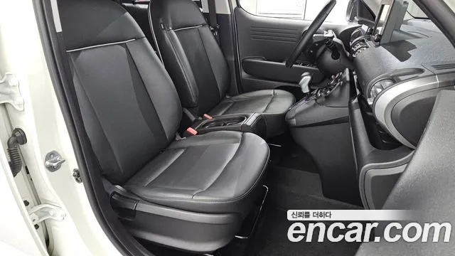 Hyundai Casper Casper Essential Light — Фото автомобиля 24
