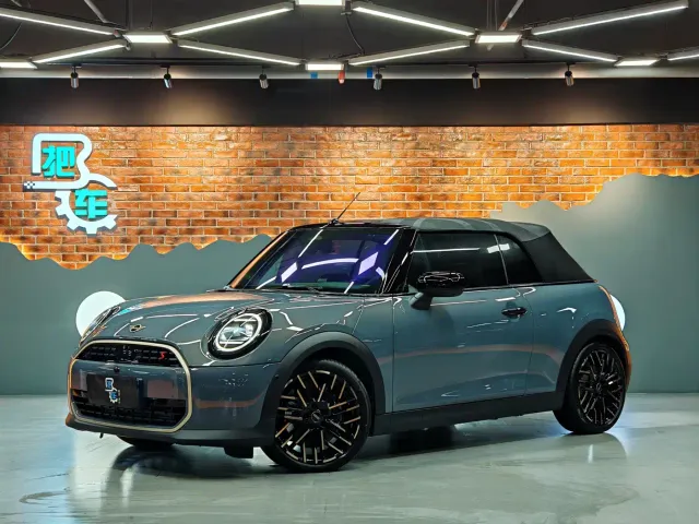 MINI Hatch — Фото автомобиля 2