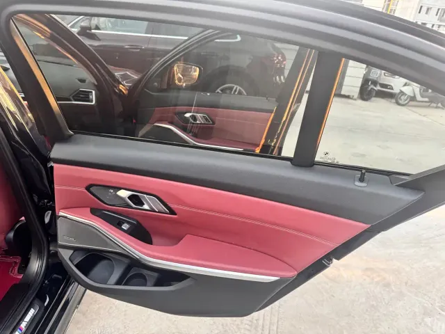 BMW 3 Series — Фото автомобиля 18