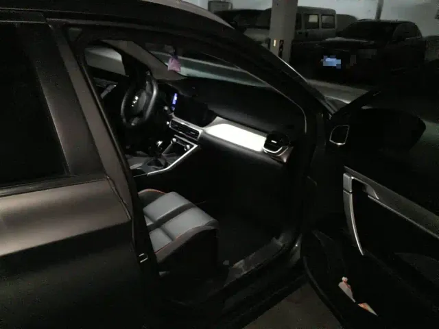 Geely Binyue — Фото автомобиля 13