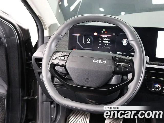 Kia EV6 — Фото автомобиля 14