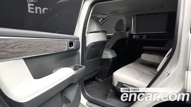 Hyundai Santafe Santa Fe (MX5) Бензин 2.5T 2WD — Фото автомобиля 11