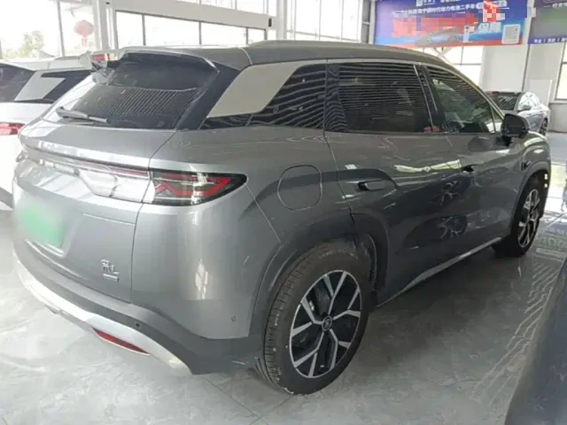 BYD Song L DM-i — Фото автомобиля 6