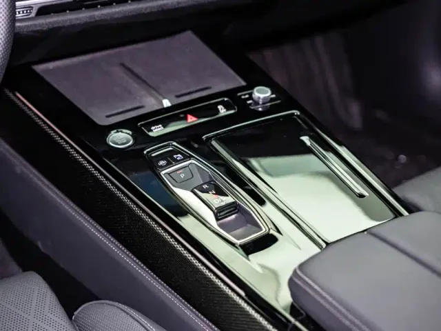 Audi A6L — Фото автомобиля 13