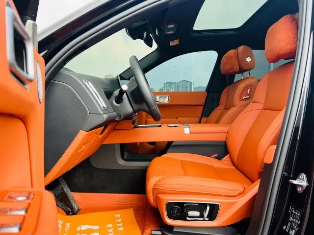 Li Auto L7 — Фото автомобиля 4