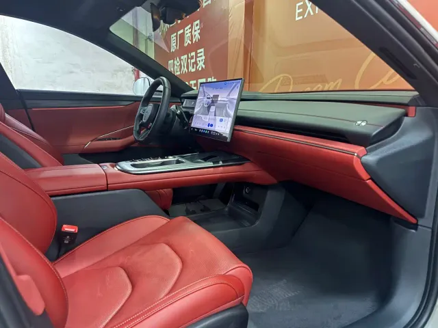 Xiaomi SU7 — Фото автомобиля 5