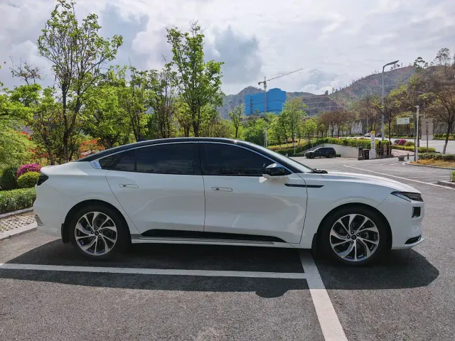 Ford Mondeo — Фото автомобиля 6