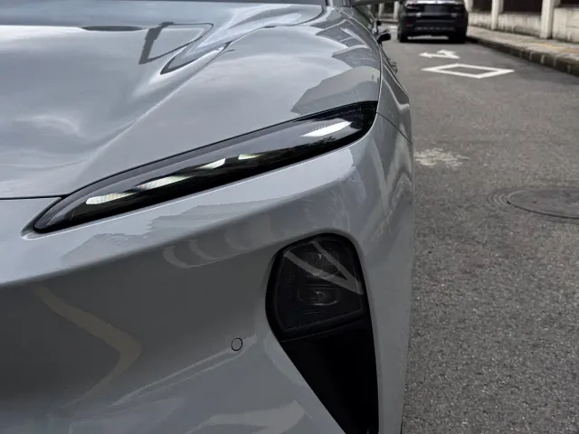 Nio ET5 — Фото автомобиля 4