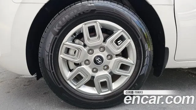 Hyundai Staria Staria L3.5 Карго 3 места — Фото автомобиля 4