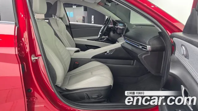 Hyundai Avante CN7 — Фото автомобиля 11