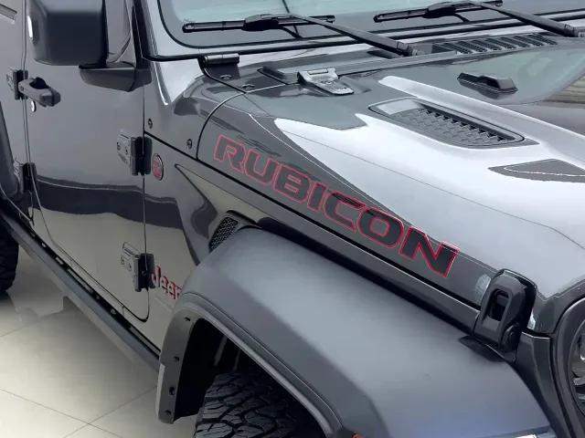 Jeep Wrangler — Фото автомобиля 12