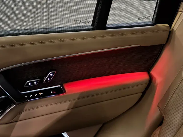 Land Rover Range Rover — Фото автомобиля 13
