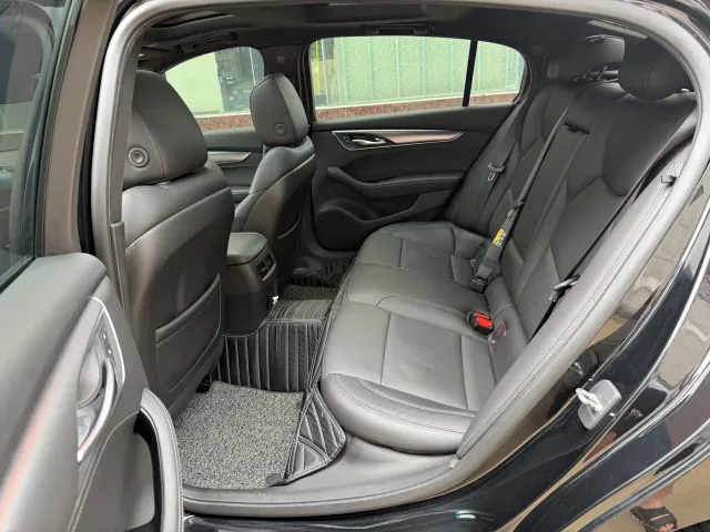 Cadillac CT5 — Фото автомобиля 8