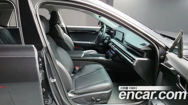 Hyundai Grandeur GN7 — Фото автомобиля 18