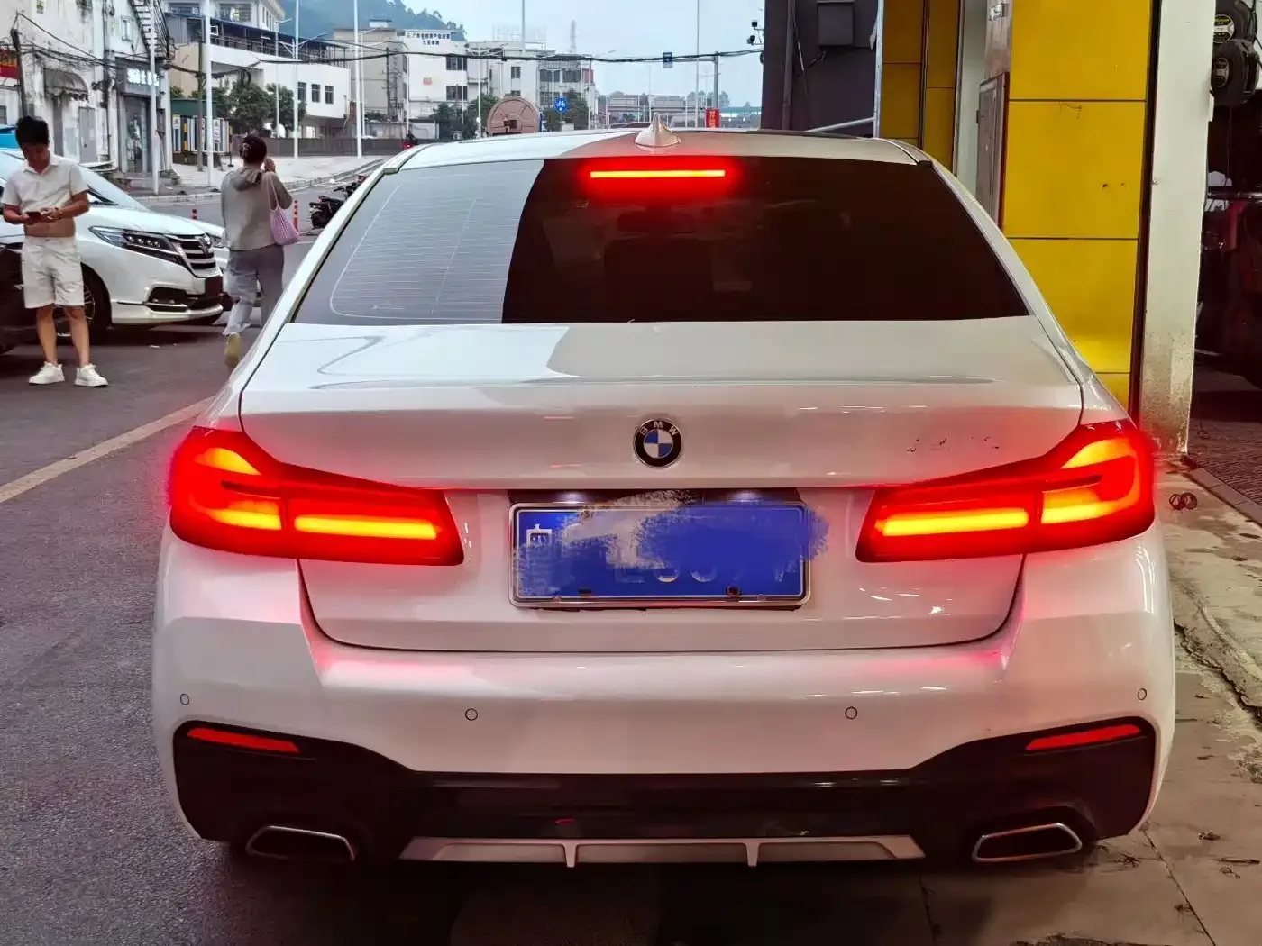 BMW BMW 5 Series 2022 530Li Executive M Sport Package — Фото автомобиля 5