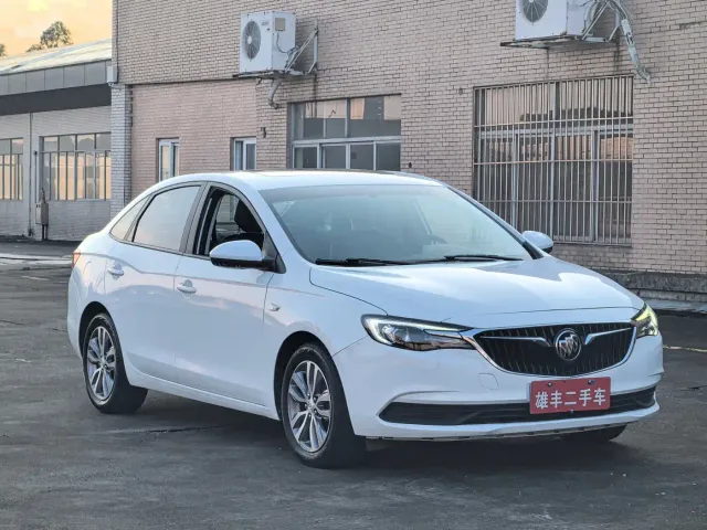 Buick Excelle — Фото автомобиля 3