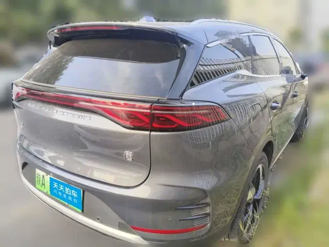BYD Tang — Фото автомобиля 2