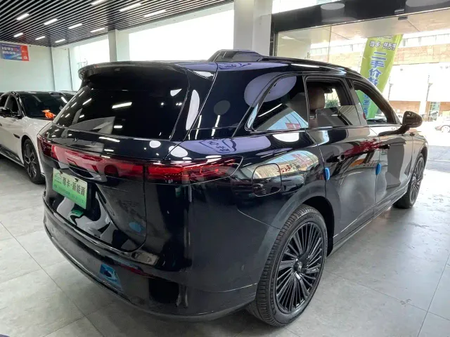 Xpeng G9 — Фото автомобиля 13
