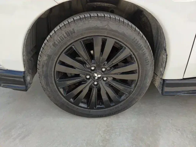 Mitsubishi Outlander — Фото автомобиля 22