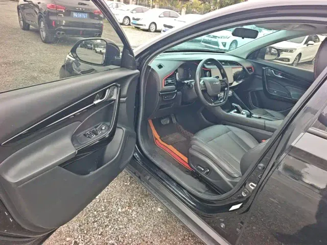 Dongfeng Fengshen AX7 — Фото автомобиля 15