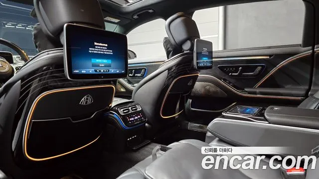 Mercedes-Benz S-Class — Фото автомобиля 17