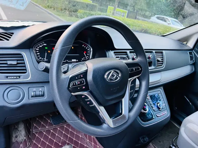 Maxus G10 — Фото автомобиля 10