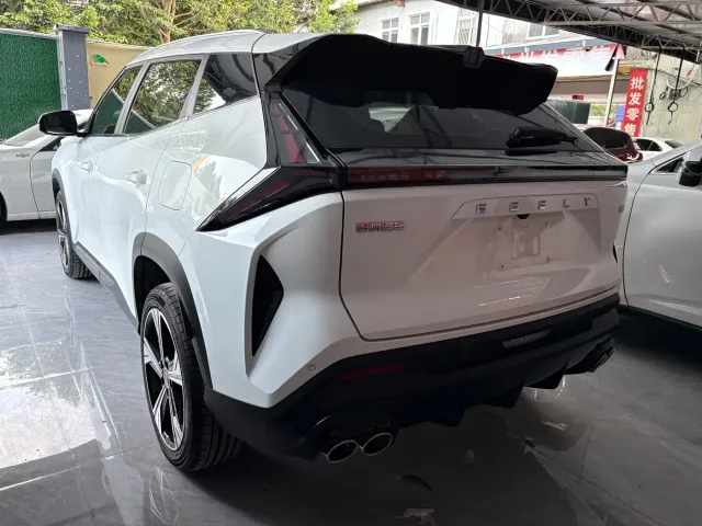 Geely Boyue — Фото автомобиля 10