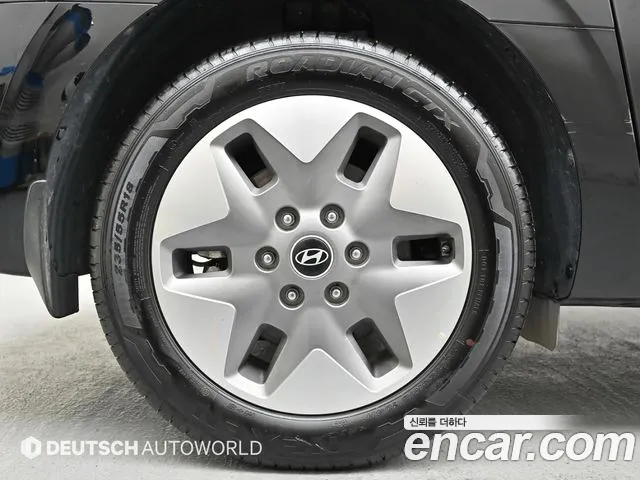 Hyundai Staria Staria 4WD Tourer 11 мест — Фото автомобиля 19