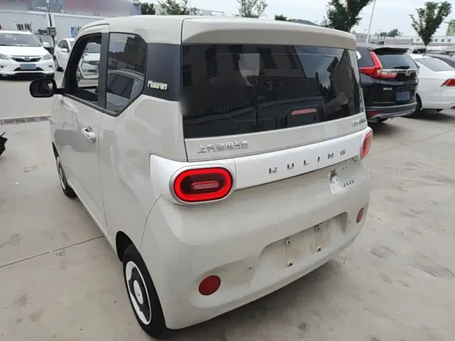 Wuling Hongguang Mini EV — Фото автомобиля 4