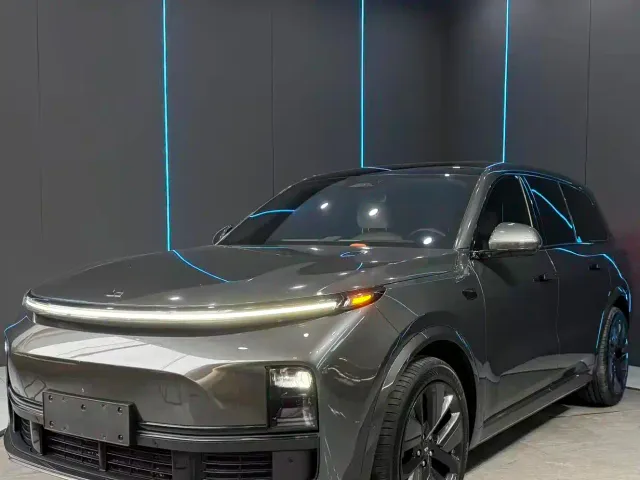 Фотография автомобиля — Li Auto L9