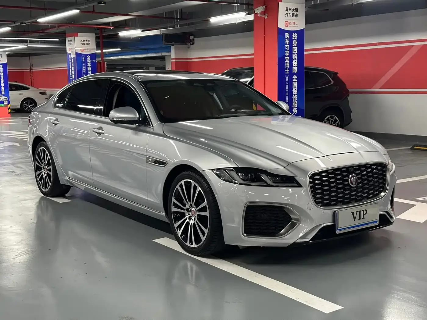 Jaguar Jaguar XFL 2022 XFL 2.0T P250 2WD Premium Luxury — Фото автомобиля 3