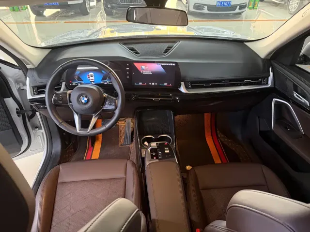 BMW X1 — Фото автомобиля 6