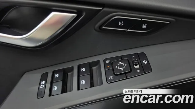 Kia Niro Signature — Фото автомобиля 14