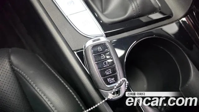 Hyundai Avante CN7 — Фото автомобиля 28