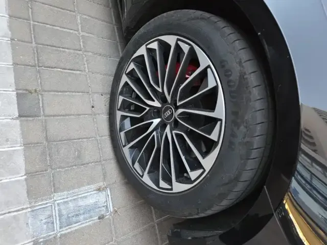 Audi Audi A7L 2024 45 TFSI Luxury — Фото автомобиля 6