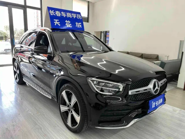 Mercedes-Benz Mercedes-Benz GLC 2022 GLC 300 L 4MATIC Dynamic Collector's Edition — Фото автомобиля 3