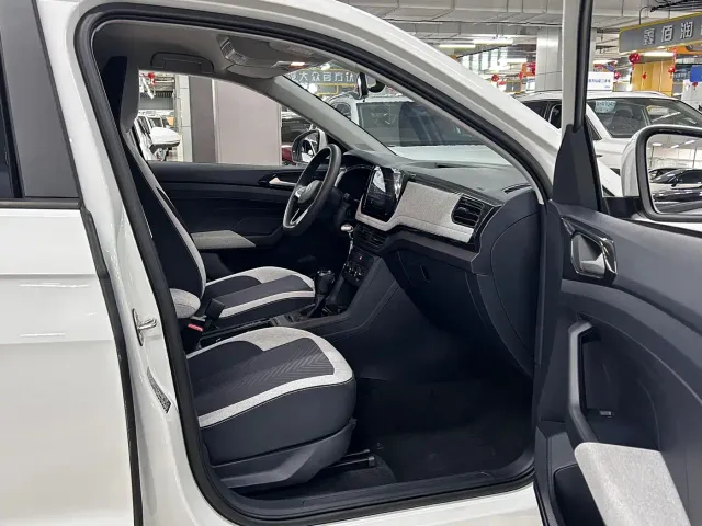 Volkswagen Tharu — Фото автомобиля 11