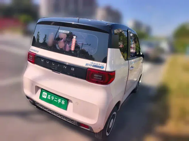 Wuling Hongguang Mini EV — Фото автомобиля 6