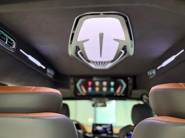 Toyota Granvia — Фото автомобиля 9