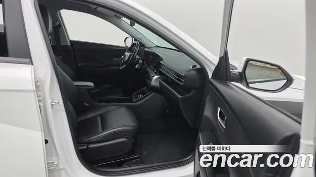 Hyundai Kona SX2 — Фото автомобиля 16