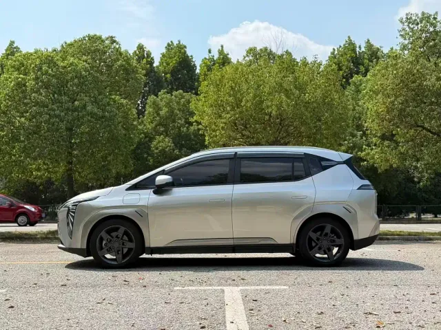 GAC Aion Y — Фото автомобиля 8