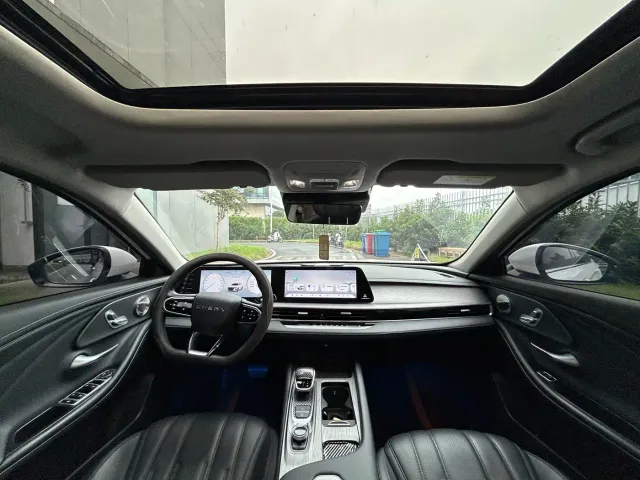 Chery Fulwin A8 — Фото автомобиля 10