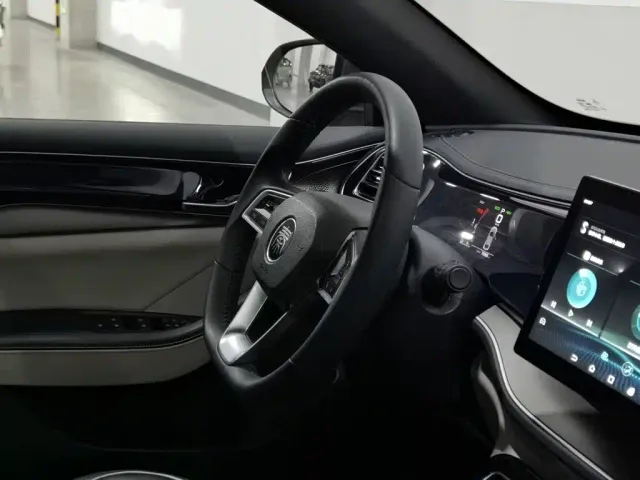 BYD Qin PLUS — Фото автомобиля 22