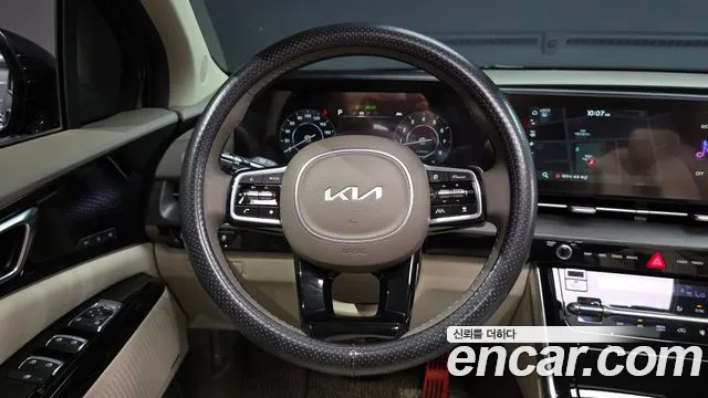 Kia Canival — Фото автомобиля 13