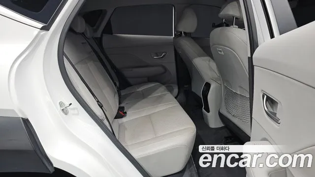 Hyundai Kona SX2 — Фото автомобиля 11